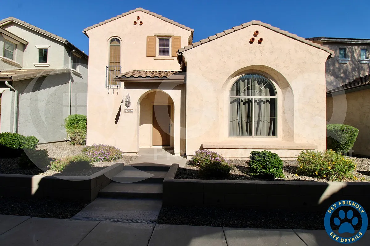 2 bed, 2.5 bath, 1307 sqft, $1,895 — Photo 1