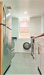 Rented by Ridgewood Capital NYC LLC