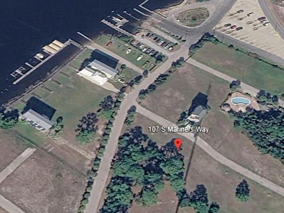 5th image of 107 S Mariners Way