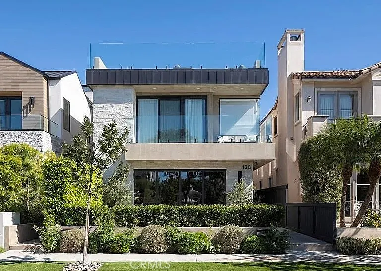 428 Fernleaf Ave — Photo 4