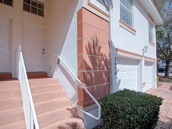 2nd image of 5408 Admiral Way #11-202