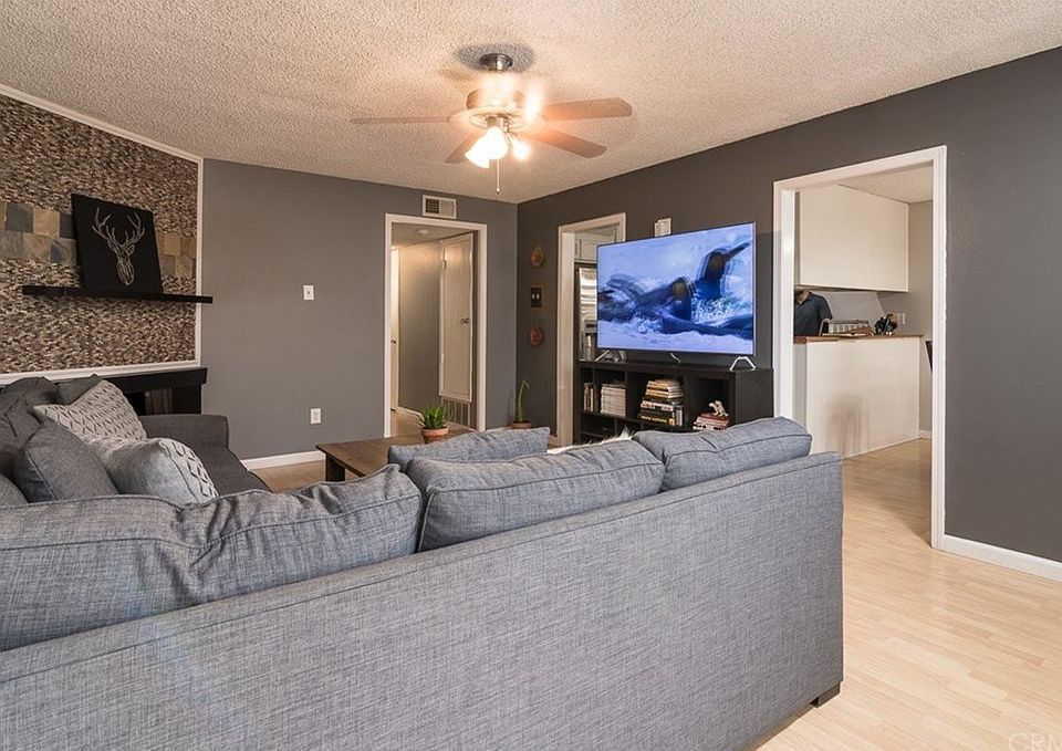 1st image of 325 E Taft Ave #2