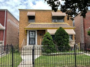 10929 S Eberhart Ave, Chicago, IL