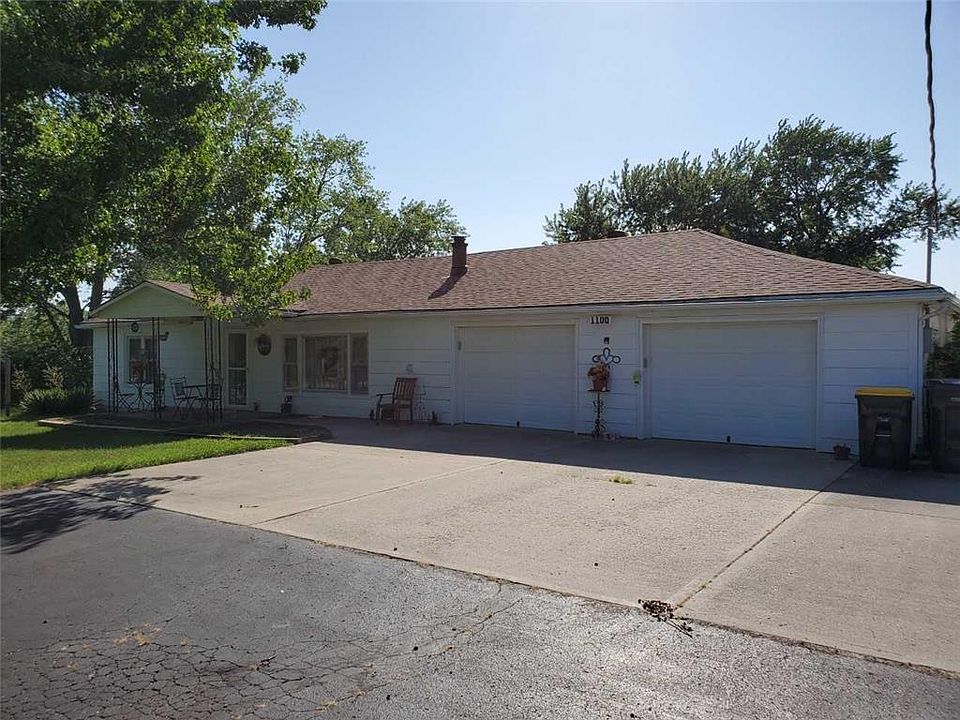 1st image of 1100 Edwardsville Dr