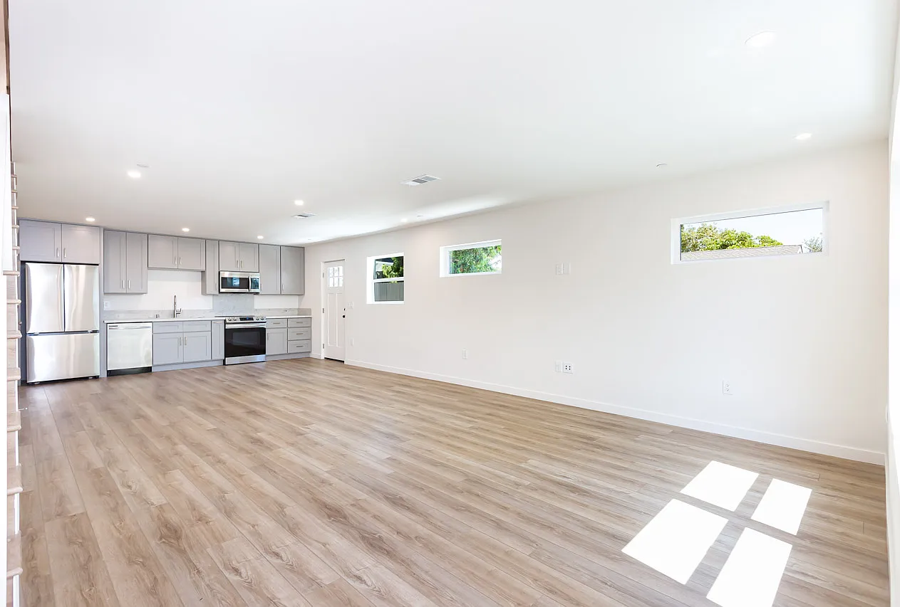 3560-64 Bancroft Street - 3564 Bancroft — Photo 3