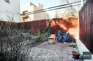 Rented by Bond New York