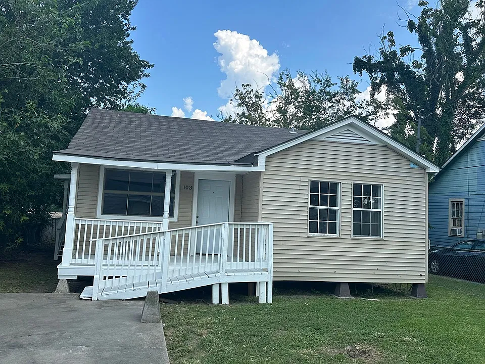 103 Ford Dr