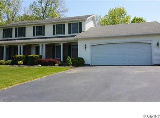 92 Norway Dr, Rochester, NY 14616