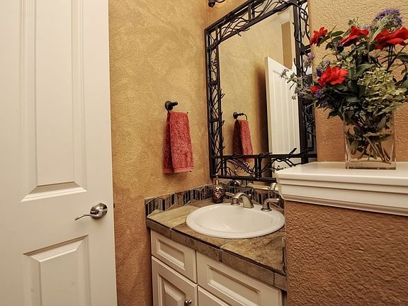 Powder room