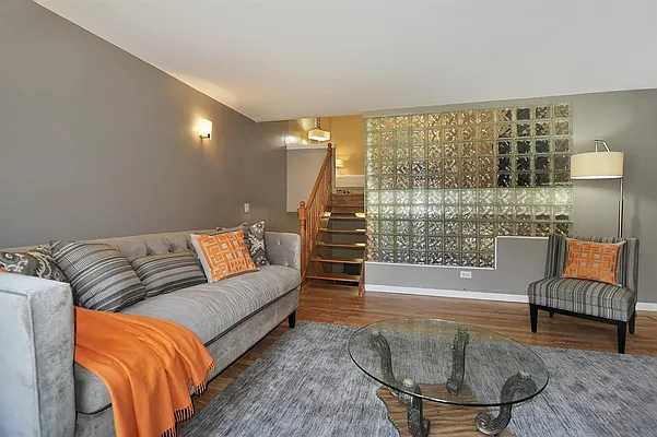 Rented by Corcoran | media 28