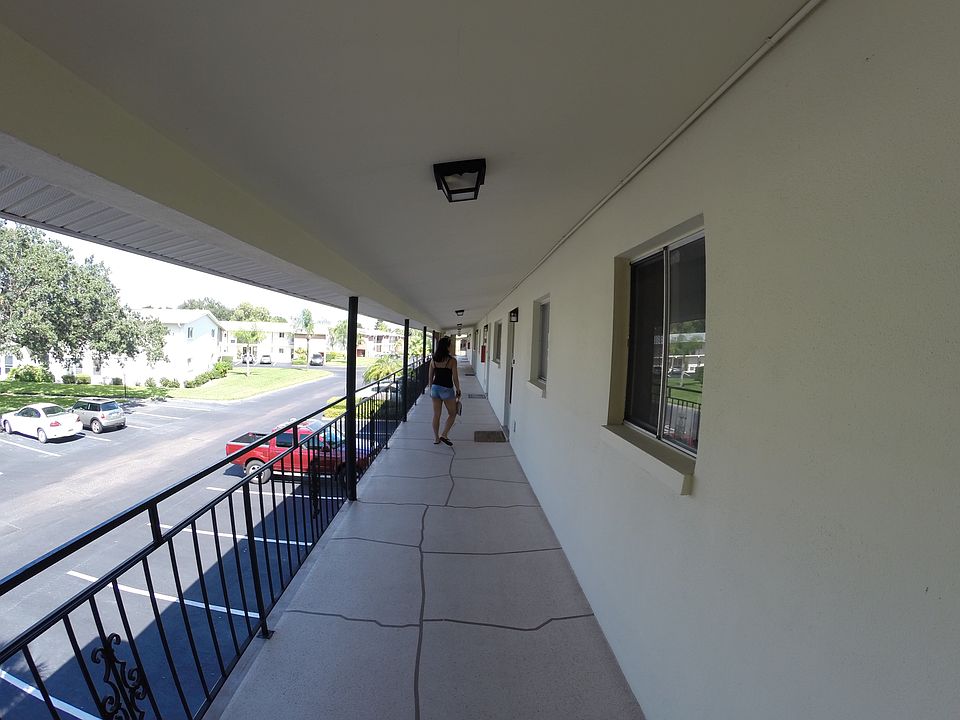 Well maintained complex