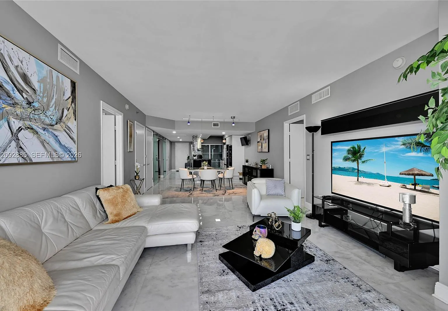 Beach Club Three Condo — Photo 1