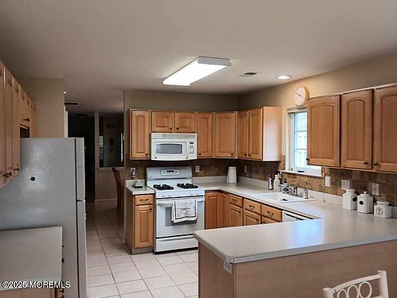 4th image of 17 Wellington Lane