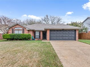 1820 Real Dr, Woodway, TX 76712