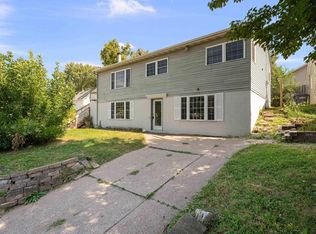 2505 Cody St, Bettendorf, IA