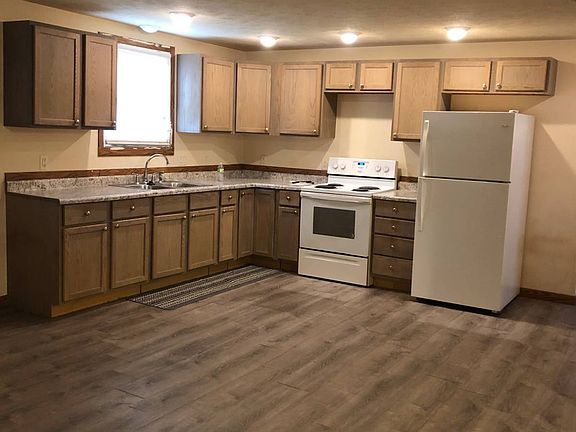 5th image of 205 Michener St