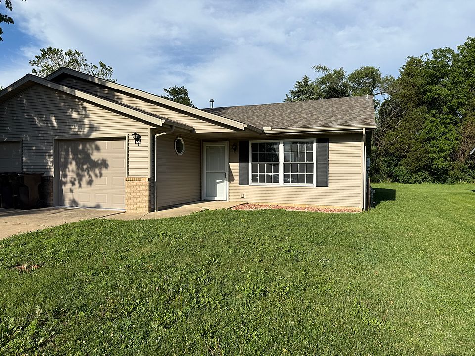 1st image of 105 Argo St