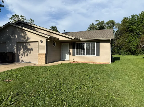 105 Argo St, Washington, IL 61571