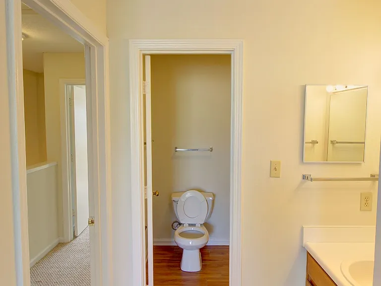 988 Clarizz Blvd S — Photo 25