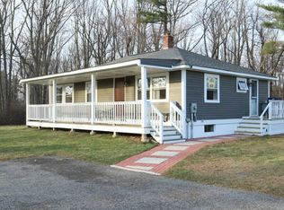 318 Pleasant St, Leicester, MA 01524