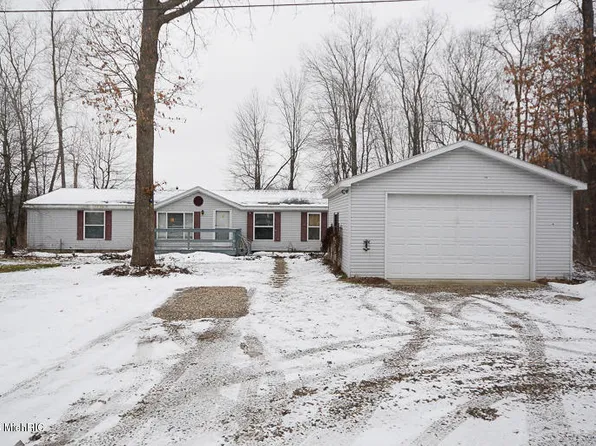 28480 County Road 388, Gobles, MI 49055