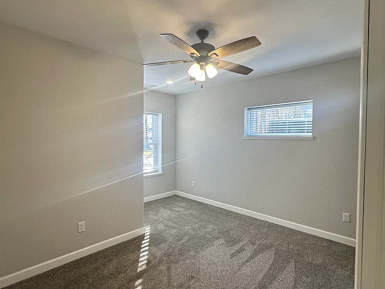 1611 Linzie Rd #A — Photo 8