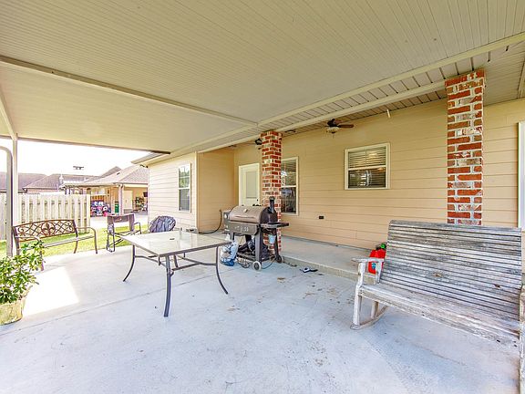 3rd image of 162 Olivia Dr