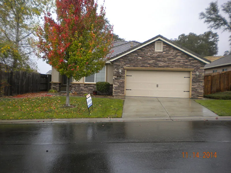 275 Gold Creek Dr photo 1