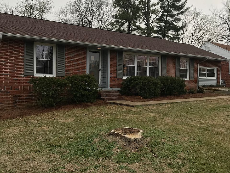All brick and new roof 