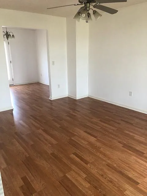 4 bed, 2.5 bath, 1440 sqft, $1,690 — Photo 2