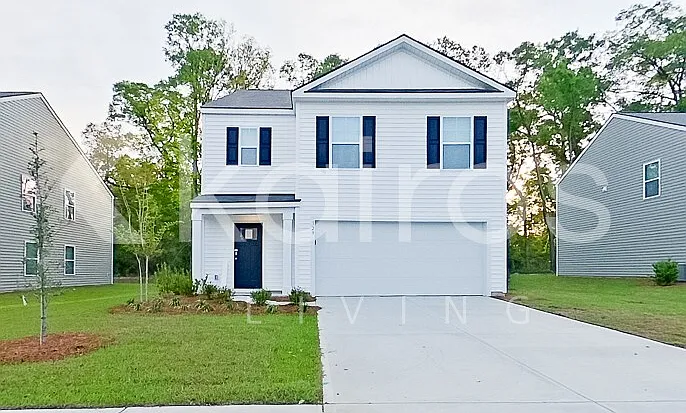 5 bed, 3.0 bath, 2361 sqft, $2,445 — Photo 1