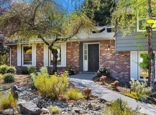 7209 76th Ave SE, Mercer Island, WA 98040