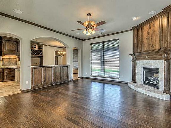 4th image of 12620 Carnelian Way