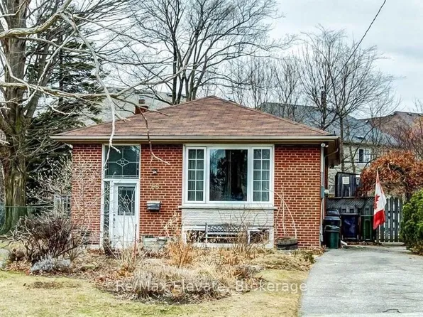 66 Woodgarden Cres #Basement, Toronto, ON M1E 3K2