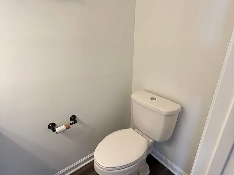 154 Lullwater Dr #A — Photo 12