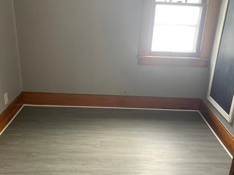 105 Pardee Ave — Photo 8