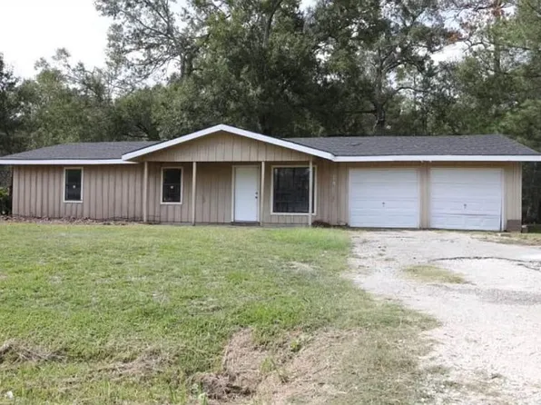 2276 Duhon St, Orange, TX 77632