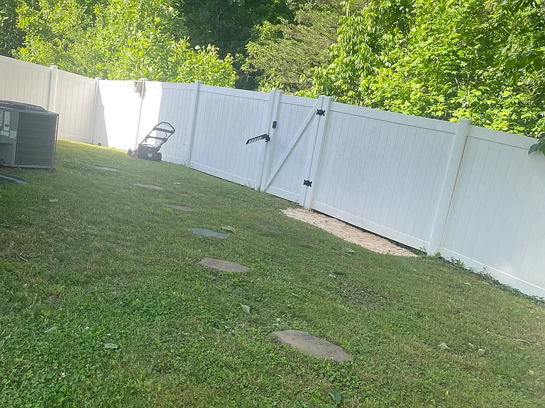 4129 Meredith Woods Ln — Photo 12