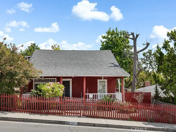 238 Auburn Ave, Sierra Madre, CA 91024