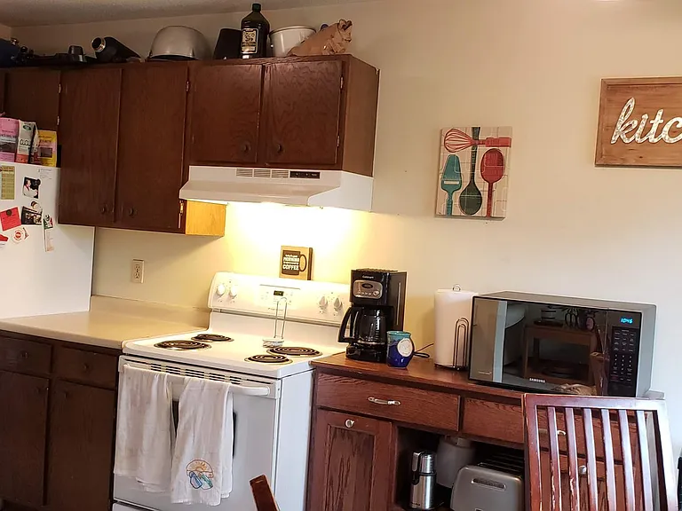 1420 Terrace Dr — Photo 5