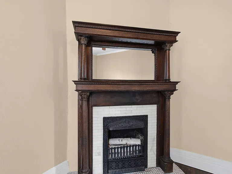 2036 N Talbott St — Photo 30