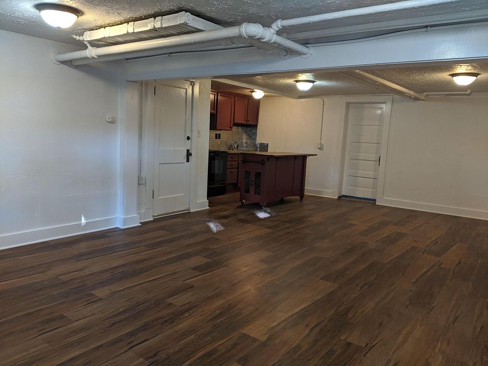 Kitchen/Living Room