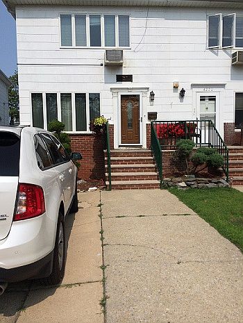 1st image of 4220 Manhattan Ave #0