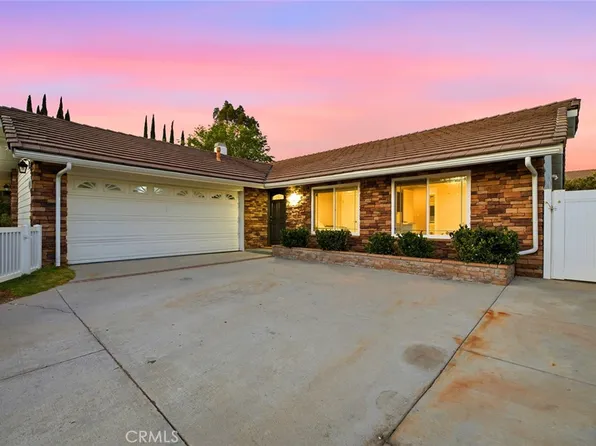 28354 Mount Stephen Ave, Santa Clarita, CA 91387