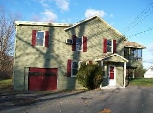 421 Vineyard Ave, Lloyd, NY 12528