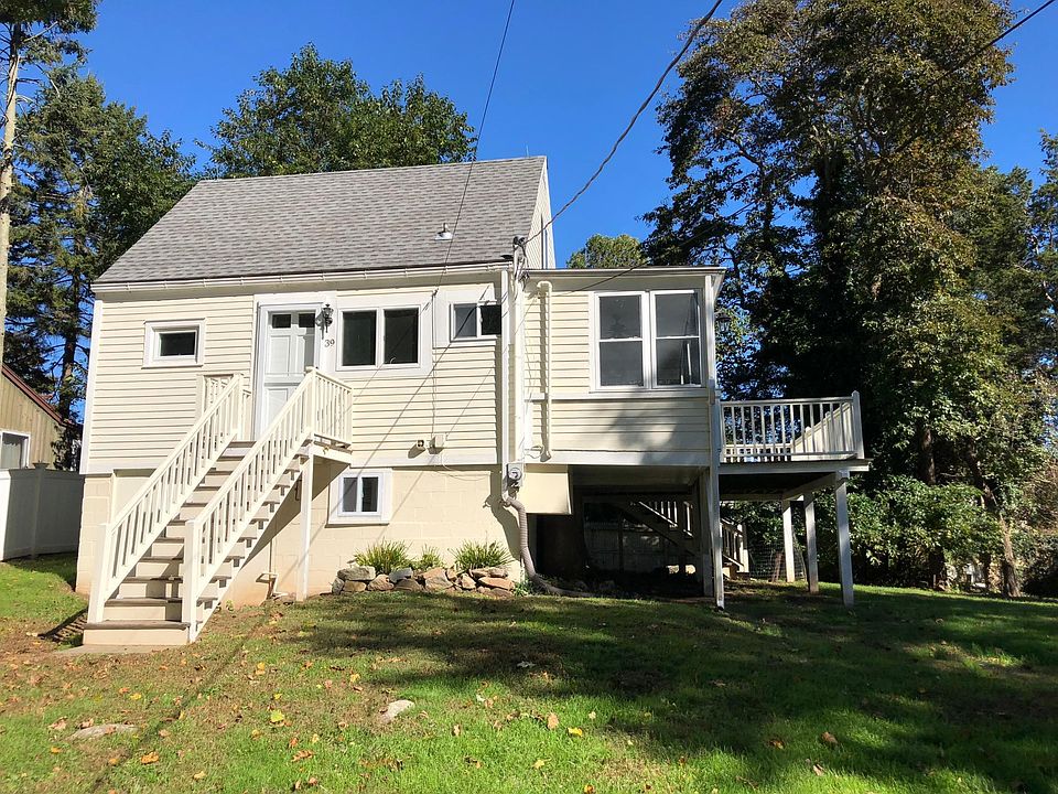 1st image of 39 Oak Ave