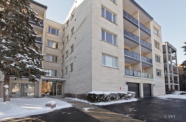 1st image of 1010 N Harlem Ave APT 404
