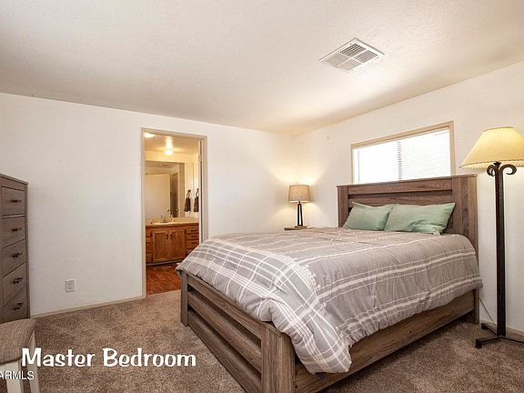 2nd image of 20601 W Saddle Mountain Ct