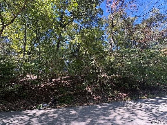 4th image of 9583 Easy St