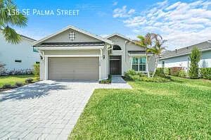 138 SE Palma Street — Photo 1
